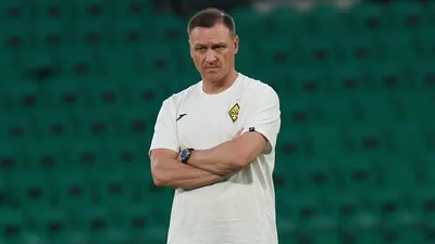 главный тренер футбольного клуба "Кайрат" Рафаэль Уразбахтин, фото - Новости Zakon.kz от 19.09.2025 10:49