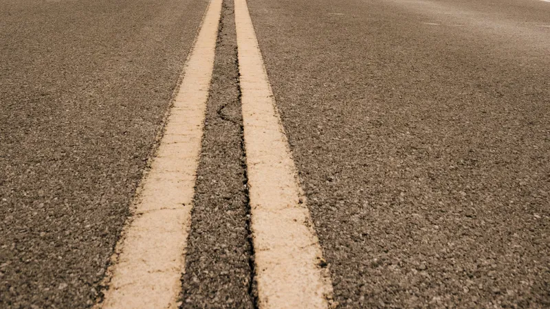 Казахстанка выехала на встречную полосу, но суд не стал отбирать у нее права