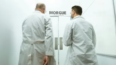 Ритуальщики, фото - Новости Zakon.kz от 20.09.2025 04:59