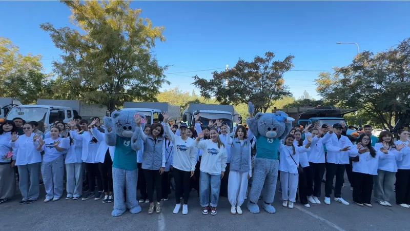 Шымкент присоединился ко Всемирному дню чистоты: очищены улицы, дворы и парки