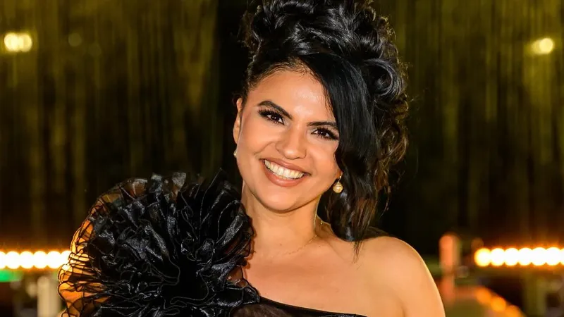 Певица от США не смогла выступить на "Интервидении" и вернула подробности о себе в "Википедию"