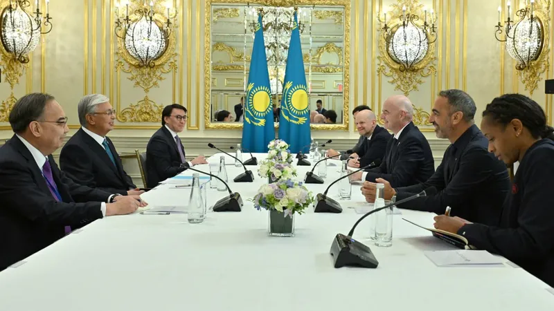 Касым-Жомарт Токаев принял президента ФИФА
