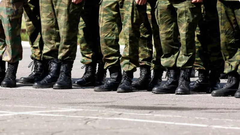 В России приняли законопроект о круглогодичном призыве в армию