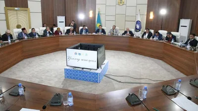 обсуждение Послания президента в Астане, фото - Новости Zakon.kz от 24.09.2025 18:12