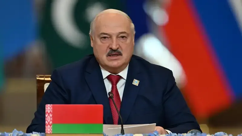 Лукашенко заявил, что хотел бы поговорить с Зеленским