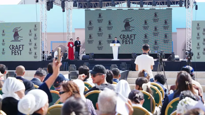 В Туркестане прошел международный фестиваль народных промыслов