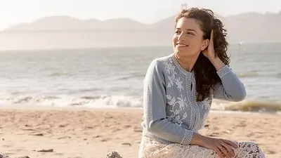 Женщина арендовала билборды в США, чтобы найти любовь, фото - Новости Zakon.kz от 28.09.2025 08:38