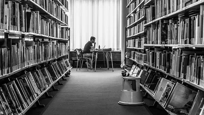 ученые заметили резкий спад интереса к чтению для удовольствия, фото - Новости Zakon.kz от 27.09.2025 20:40