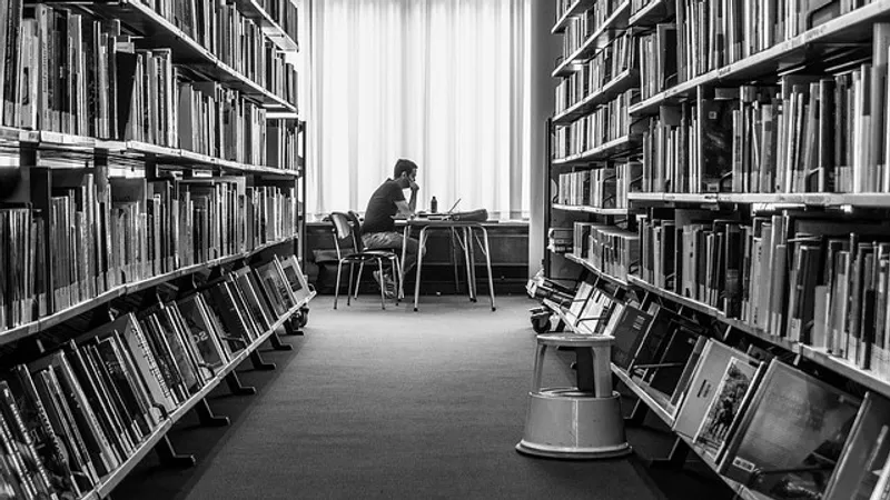 "Серьезная проблема для общества": эксперты выявили резкий спад интереса к чтению