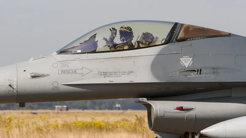 Об исчезнувшей 88 лет назад летчице рассекретят документы в США