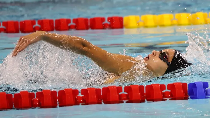 Казахстан взял четыре медали на крупном турнире по плаванию