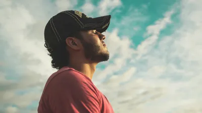 Небо, облегчение, головной убор, фото - Новости Zakon.kz от 29.09.2025 05:20