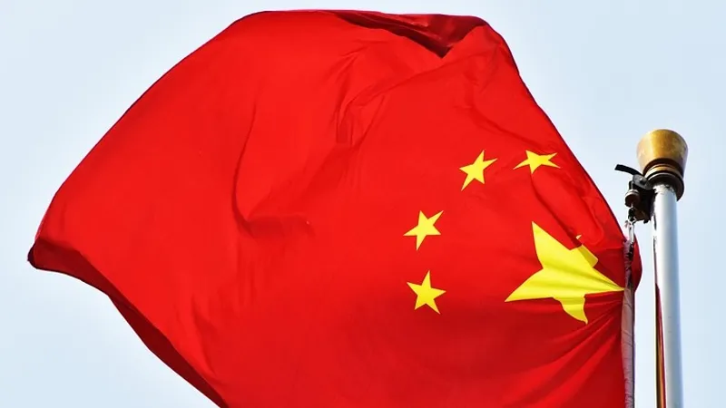 Джойстик заменил ручной труд в Китае