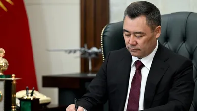 Садыр Жапаров назначил досрочные парламентские выборы, фото - Новости Zakon.kz от 30.09.2025 07:18