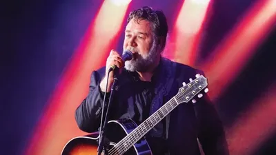 внешность 61-летнего Рассела Кроу после похудения вызвала ажиотаж в сети, фото - Новости Zakon.kz от 30.09.2025 18:30