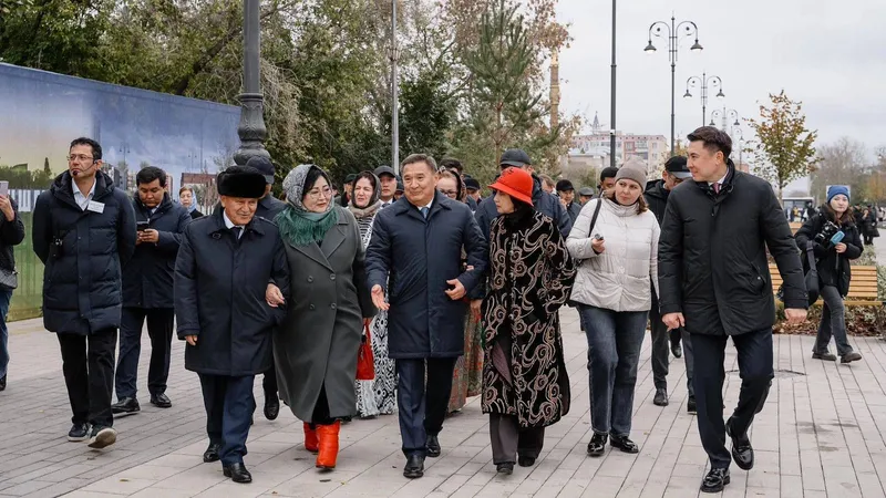 В Кокшетау Международный день пожилых отметили открытием уникального общественного пространства "Көк Шалғын"