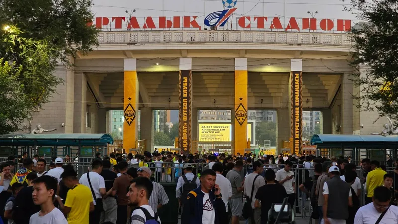 Нелегальную продажу билетов на матч "Кайрат" – "Реал" готовы проверить в МВД