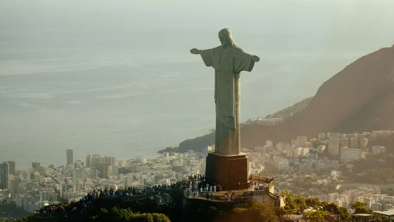 В Бразилии средний класс полностью освободили от налогов