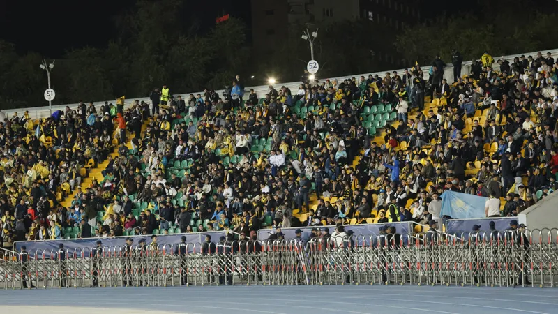 Тот самый "Борат": фанаты "Брюгге" оскандалились на матче с "Кайратом" в Астане