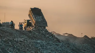 подрядчиков павлодарской свалки оштрафовали на 28 млрд тенге, фото - Новости Zakon.kz от 04.10.2025 00:45