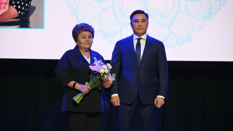 В Шымкенте чествовали учителей