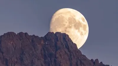 Луна, Дмитрий Доценко, пик Абая, горы, видео , фото - Новости Zakon.kz от 05.10.2025 21:40