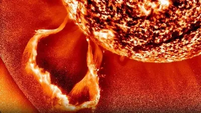 Вспышки на Солнце, фото - Новости Zakon.kz от 05.10.2025 05:45