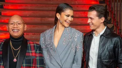 Зендея и Том Холланд на съемках Человека-паука, фото - Новости Zakon.kz от 06.10.2025 04:40