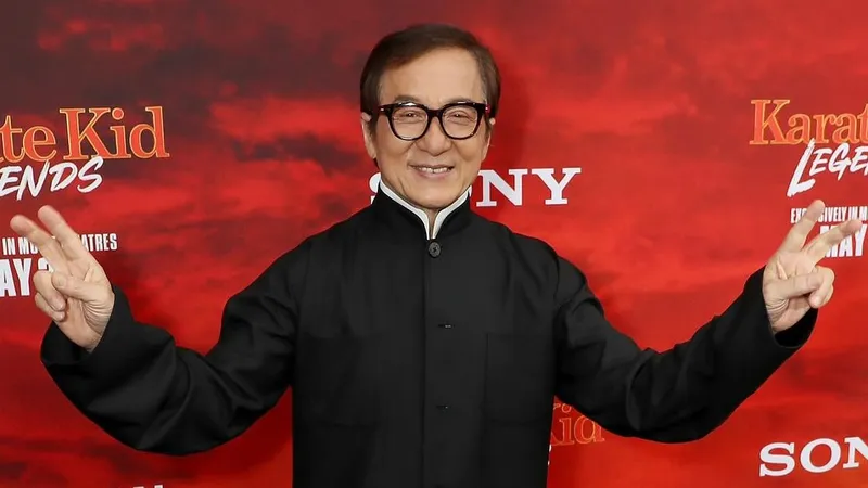 Раскрыты детали визита Джеки Чана в Алматы