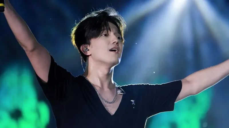 "Гимн Казахстана прозвучал в сердце Америки": появились первые кадры с концерта Димаша в Нью-Йорке