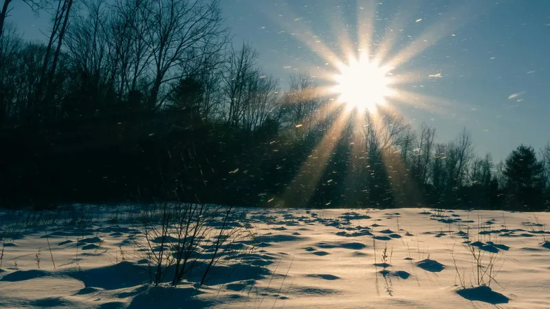 Снегопад и мороз до -13°С обрушатся на часть Казахстана