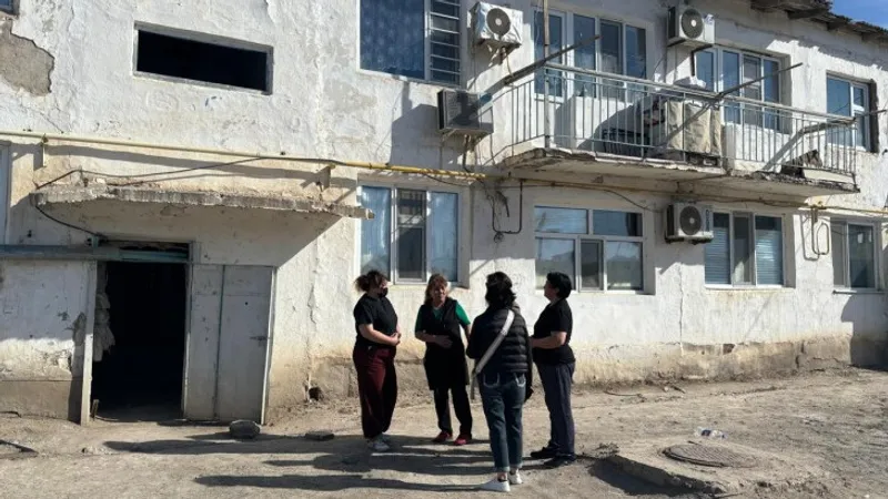 Несносные кызылординские трущобы: почему люди живут в аварийных домах