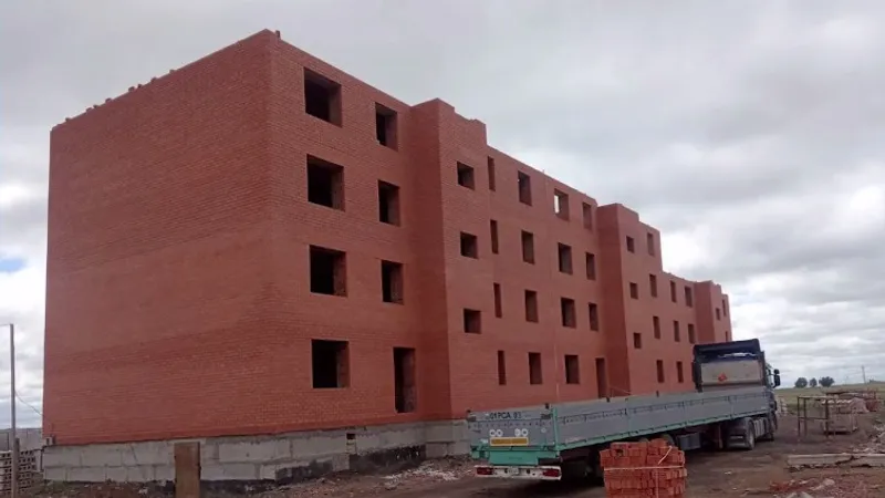 Присвоили 152 млн тенге: социальное жилье "Нұрлы жер" строили только на бумаге