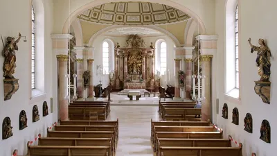 Епископ в Перу уволился из-за любовниц, фото - Новости Zakon.kz от 08.10.2025 07:38