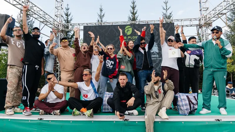 "Пою на языке своей Родины": история русского парня из Астаны