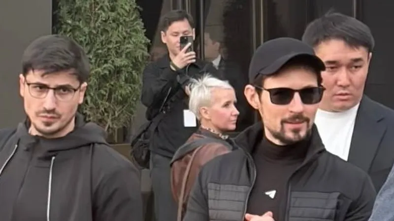 Павел Дуров в Казахстане появился на шоу моды