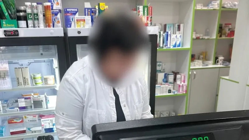 Полиция Алматы нагрянула в аптеки, после чего обратилась к их руководителям