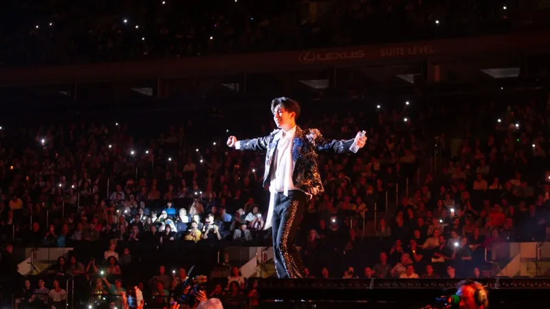 Что впервые произошло в США благодаря Димашу Кудайбергену