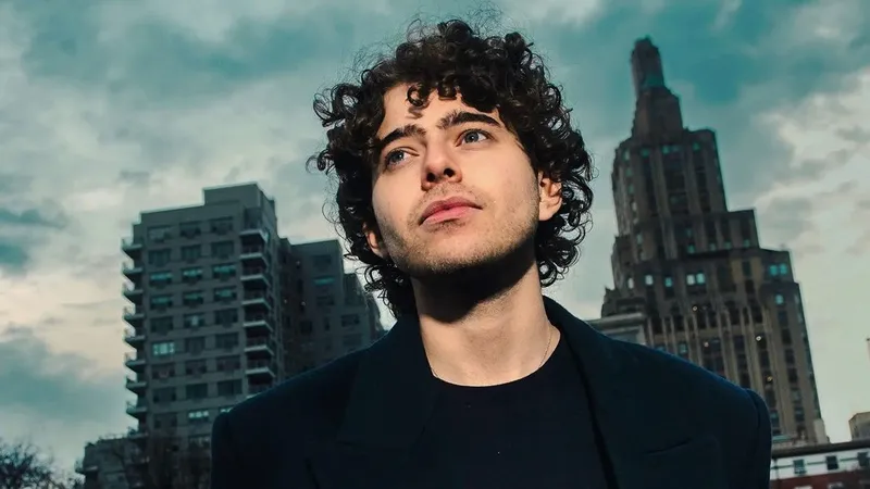 Определился самый молодой миллиардер в мире