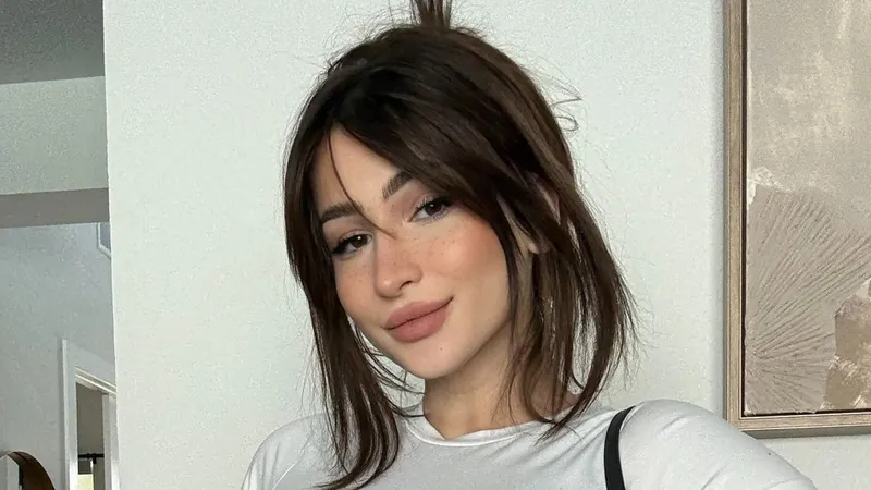 Женщина родила ребенка в прямом эфире видеосервиса