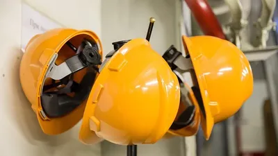 в Туркестане жители многоэтажки опасаются обрушения, фото - Новости Zakon.kz от 16.10.2025 01:26