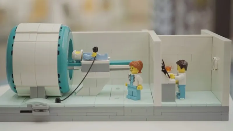 Не бояться МРТ детям помогает LEGO