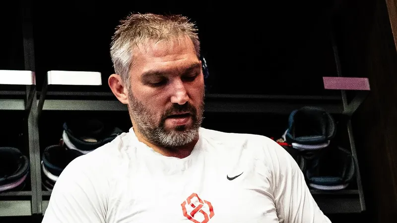 "Вашингтон" Овечкина одержал третью подряд победу в новом сезоне НХЛ