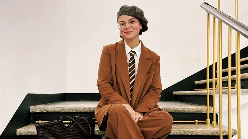 Пятая жена 80-летнего Евгения Петросяна вновь выбрала Африку для отпуска без семьи