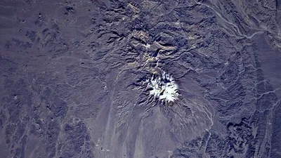 вулкан Тефтан активировался в Иране, фото - Новости Zakon.kz от 17.10.2025 18:15