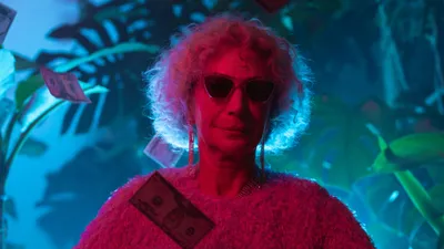 Деньги падают, свет, дизайн, фото - Новости Zakon.kz от 19.10.2025 05:30