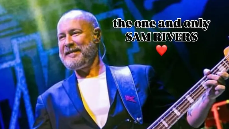 Умер бас-гитарист и сооснователь группы Limp Bizkit Сэм Риверс