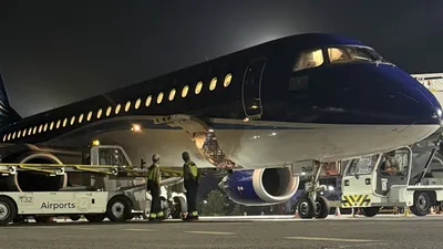 Airbus A320 AZAL подал сигнал бедствия в Пулково, фото - Новости Zakon.kz от 20.10.2025 06:36