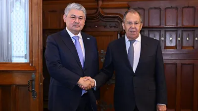 глава МИД РК Ермек Кошербаев, глава МИД РФ Сергей Лавров, фото - Новости Zakon.kz от 22.10.2025 14:57