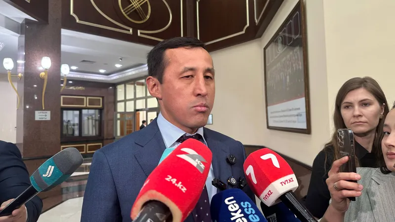 В Минфине ответили на предложение депутатов поднять размер МЗП